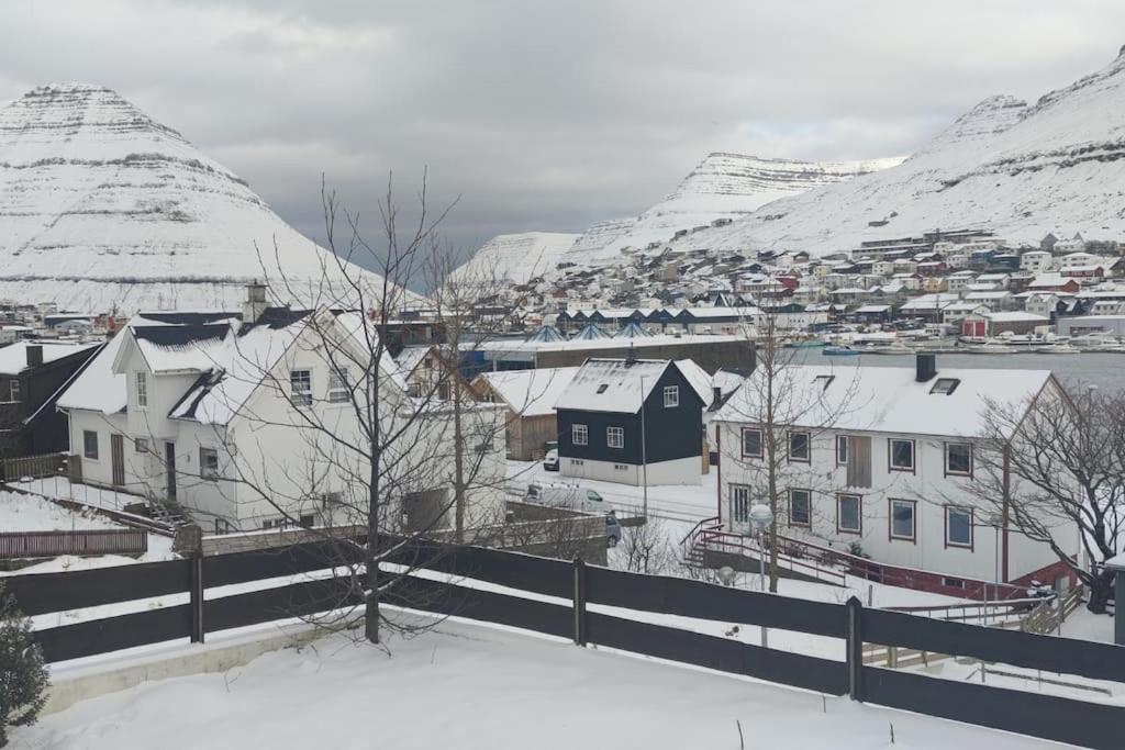 Cozy Cottage Klaksvík エクステリア 写真